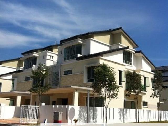House for sale in Country Heights Damansara, Kuala Lumpur