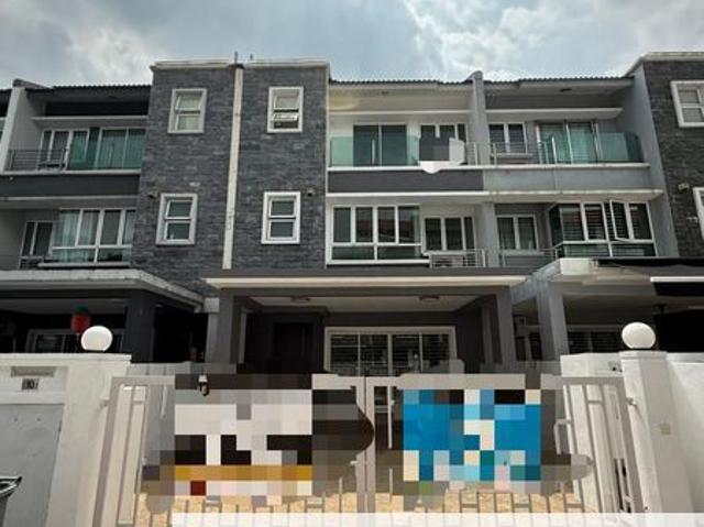 House for sale in Country Heights Damansara, Kuala Lumpur