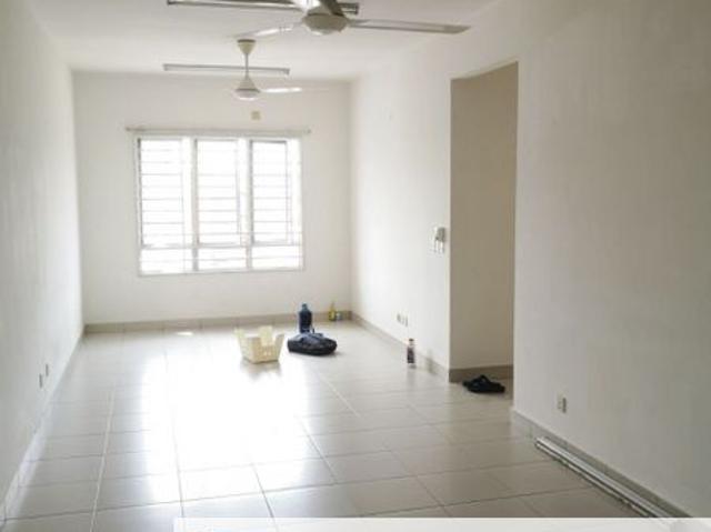 Flat for sale in Petaling, Alam Impian