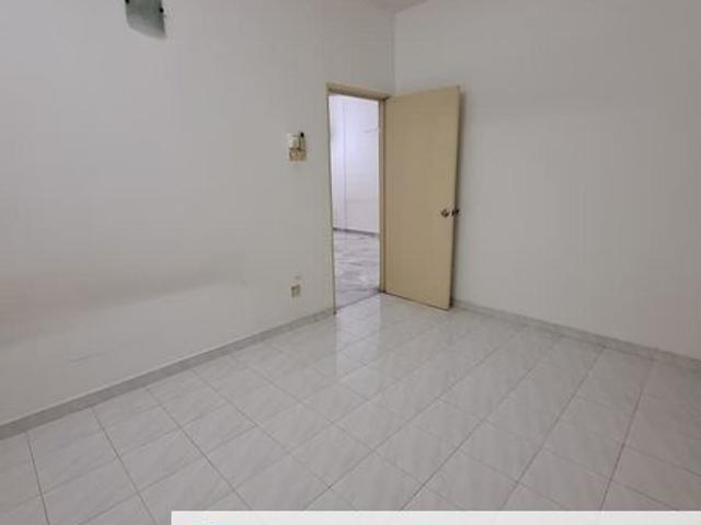 Condominium for sale in Petaling, Subang Jaya