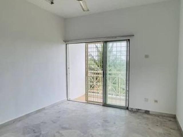 Condominium for sale in Petaling, Subang Jaya