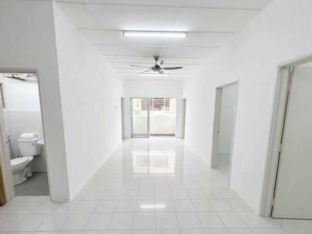 Apartment for sale in Petaling, Subang Jaya