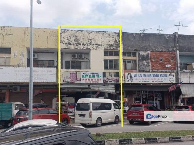 Shop for sale in Perak, Manjung