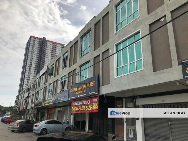 Shop for sale in Perak, Manjung