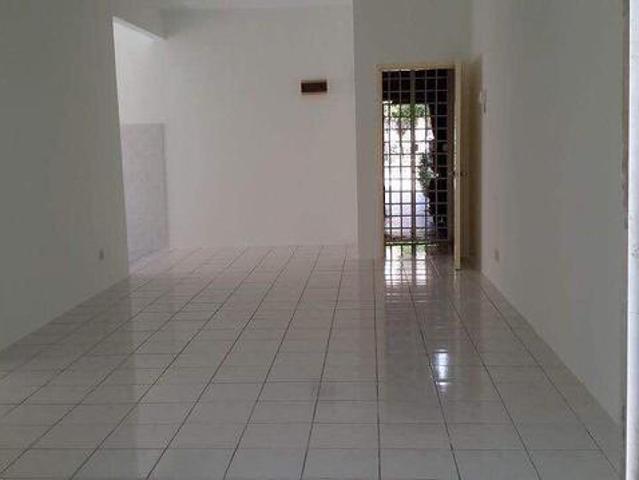 Flat for sale in Petaling, Subang Jaya