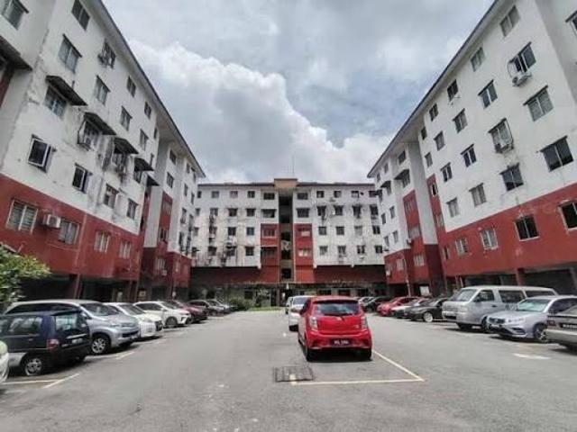 Apartment for sale in Kajang, Langat