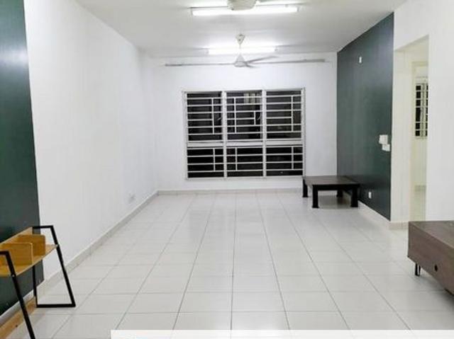 Flat for sale in Petaling, Alam Impian