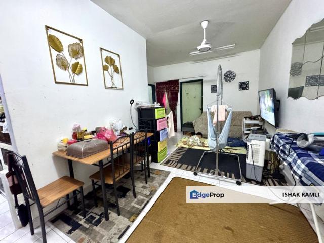 Flat for sale in Petaling, Subang Jaya