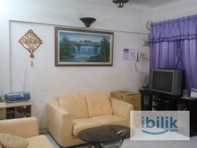 Room for rent in Mukim 13, Georgetown