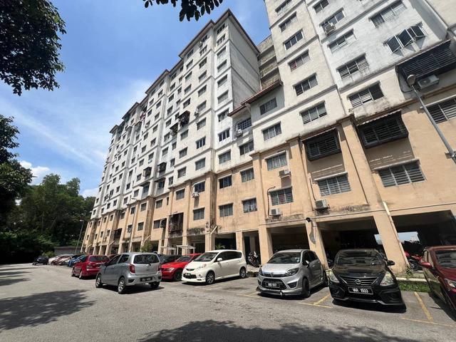 Apartment for sale in Petaling, Subang Jaya