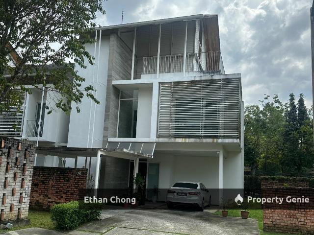 Residential House for sale in Petaling, Damansara Damai