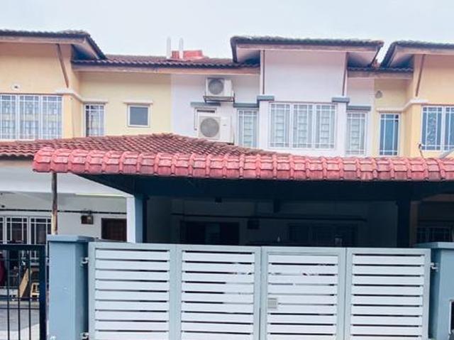 Terraced House for sale in Saujana