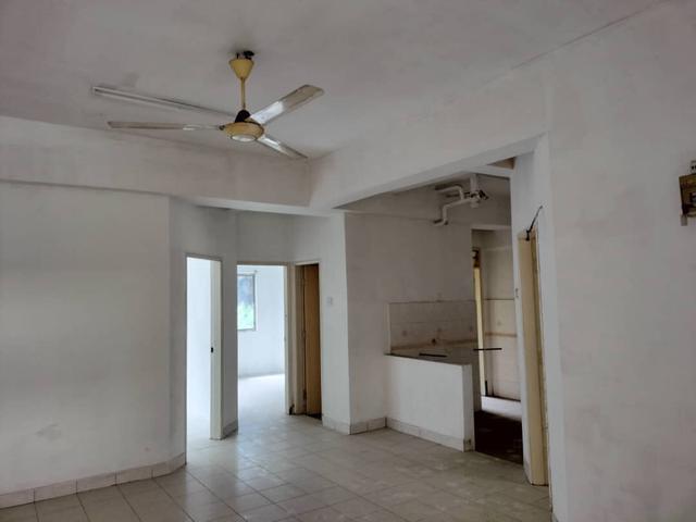 Apartment for sale in Port Klang, Selangor