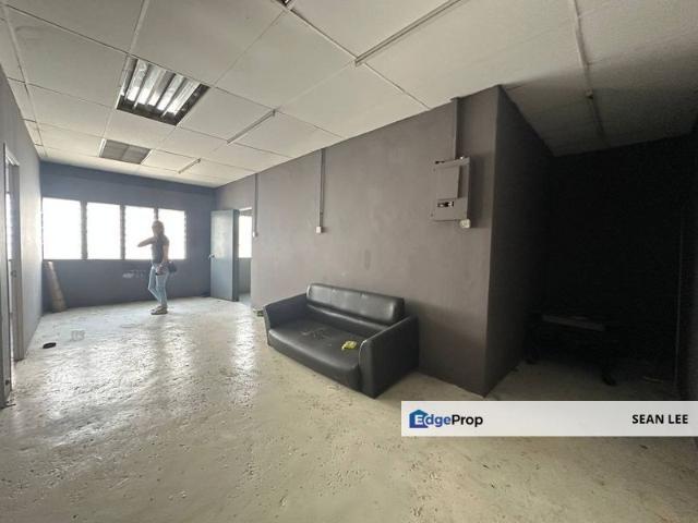 Warehouse for rent in Tebrau, Johor