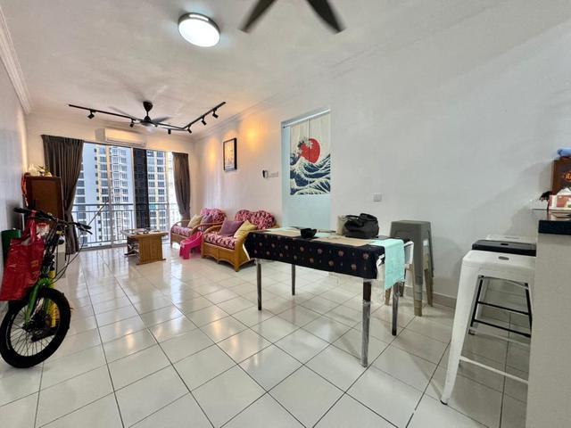 Condominium for rent in Malaka