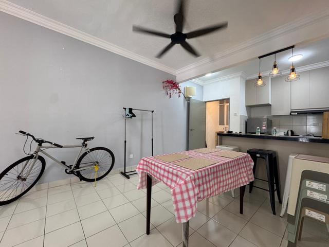 Condominium for rent in Malaka