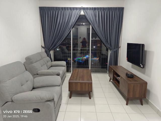 Condominium for rent in Malaka