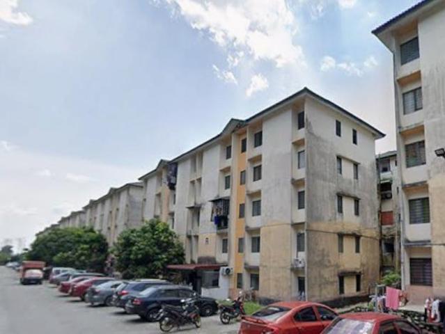 Flat for sale in Selayang, Selangor