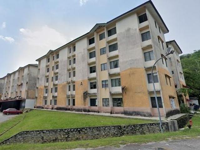 Flat for sale in Selayang, Selangor