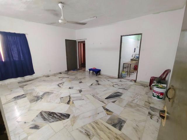 Apartment for sale in Kajang, Langat