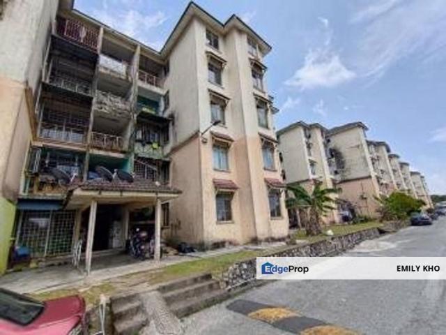 Condominium for sale in Petaling, Alam Impian