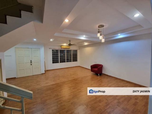 House for sale in Petaling, Damansara Damai