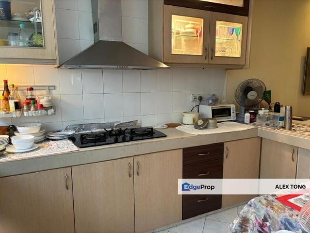 House for sale in Petaling, Damansara Damai