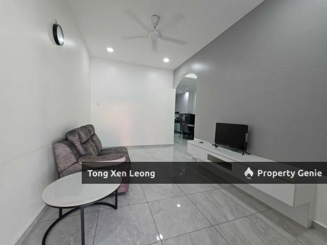 Terraced House for sale in Malaka