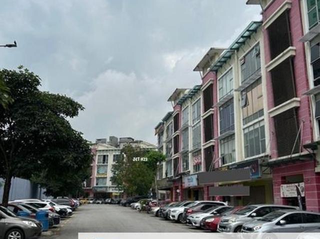 Shop for rent in Petaling, Alam Impian