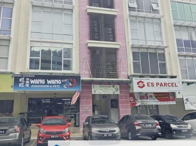 Shop for rent in Petaling, Alam Impian