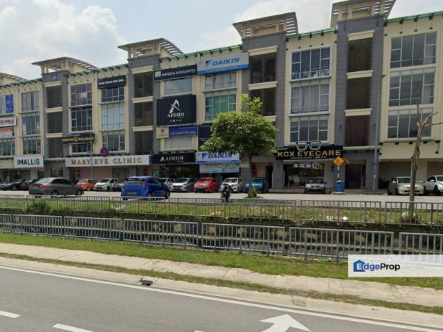 Shop for sale in Seksyen U13, Shah Alam