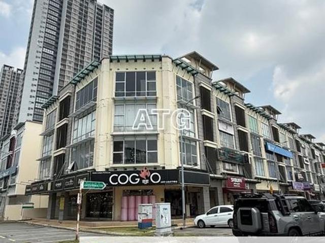 Shop for sale in Petaling, Alam Impian