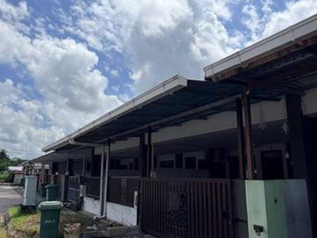 Terraced House for sale in Serian, Serian Bazaar