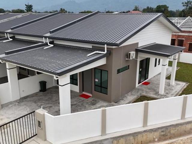 Terraced House for sale in Serian, Serian Bazaar