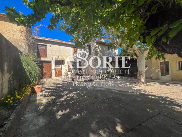 Ferme vente à Carpentras, Sérignan-du-comtat