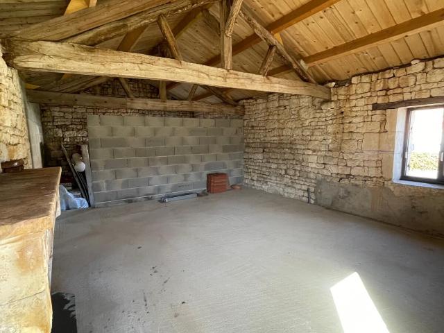 Maison vente à Fontenay-le-Comte, Sérigné