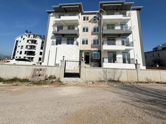 Merkez Mahallesi, Serik içerisinde satılık mülk