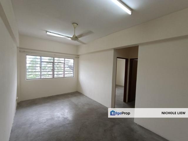 Flat for sale in Kajang, Langat