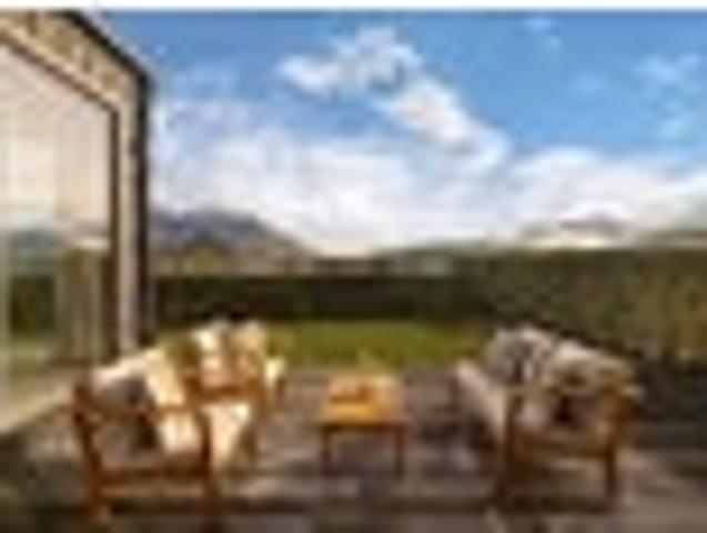 House for sale in Jacks Point