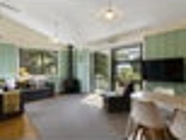 House for sale in Awhitu