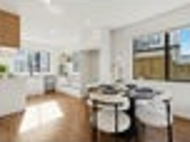 House for sale in Paremoremo