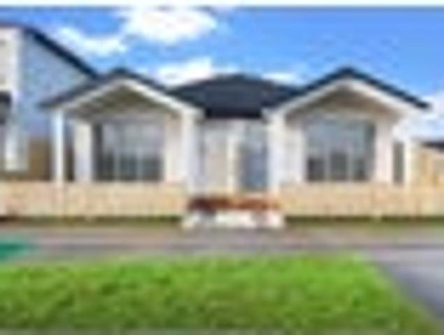 Townhouse for sale in Awhitu