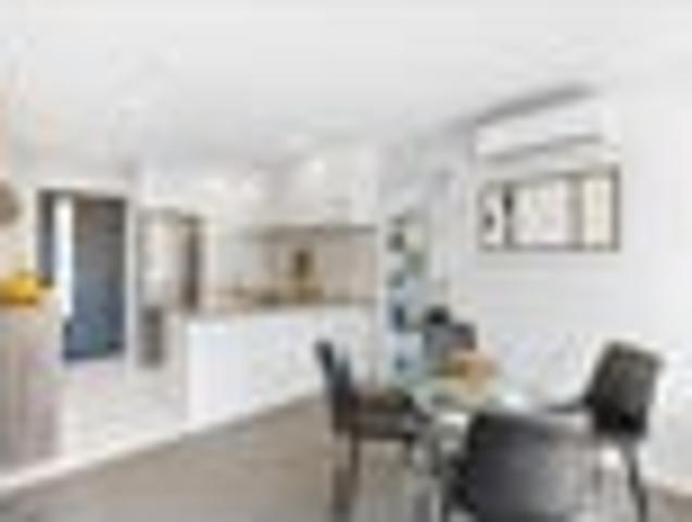 Townhouse for sale in Wairau Valley, Oroua County