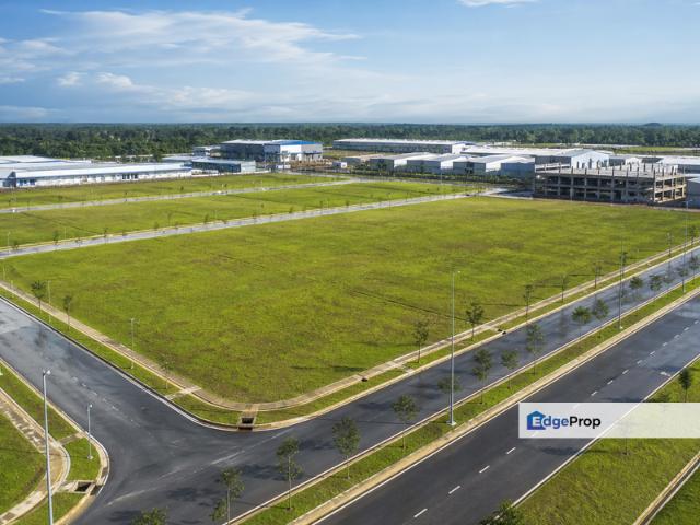 Warehouse for sale in Malaka