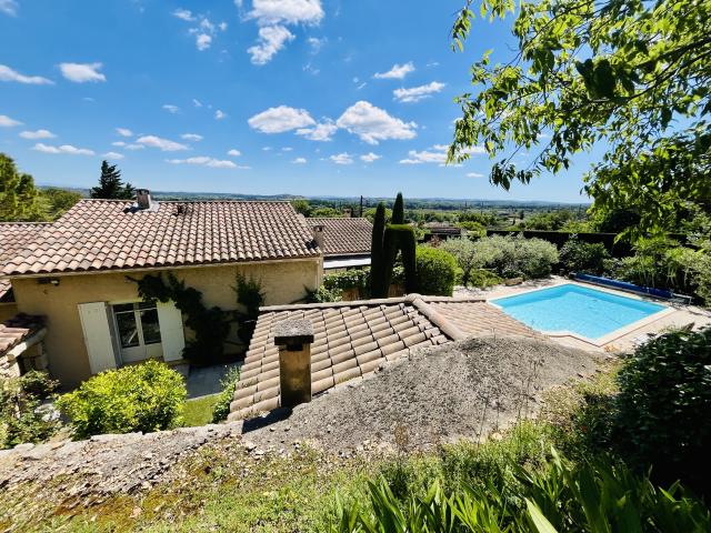 Maison vente à Nîmes, Sernhac