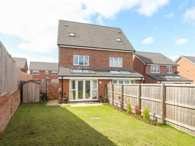 House for sale in Costhorpe, East Midlands