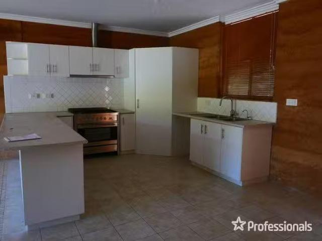 House for rent in Serpentine