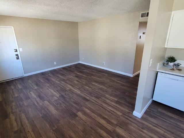Apartment for rent in Bakersfield, Kern County