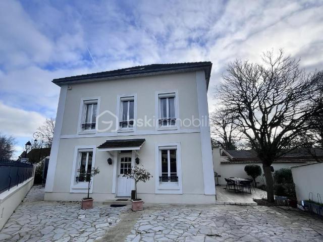 Château vente à Roissy-en-France, Val-d'Oise