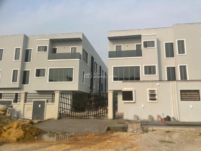 Detached house for sale in Ikeja , Abuja